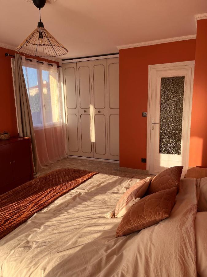 Maison Spacieuse Et Acces Independant Au Centre-Ville De Tournus Dış mekan fotoğraf